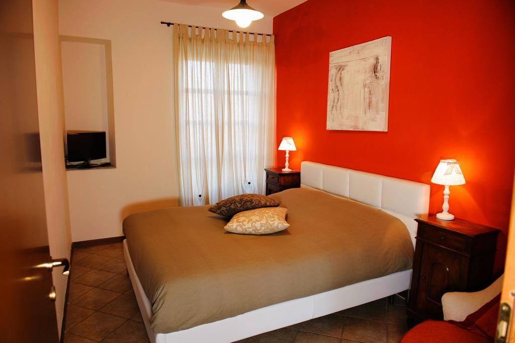 Agriturismo Paitin Alba Szoba fotó